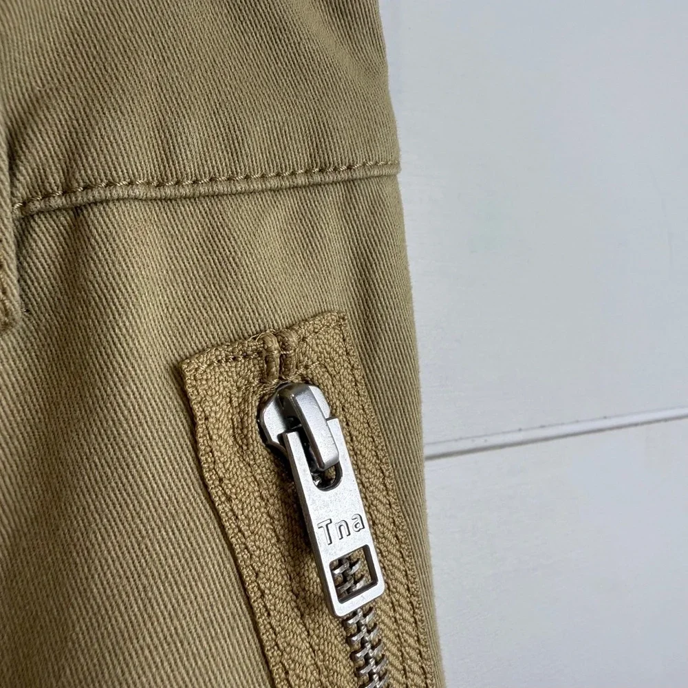 TNA‎ ARITZIA Tan Cargo Jogger Pants Zip Pockets WOMEN Small TWILL UTILITY